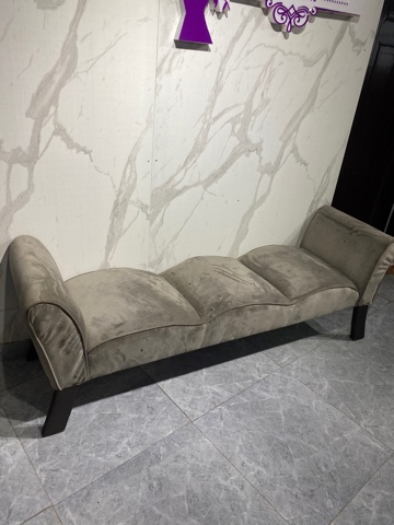 Chester Field Lounge